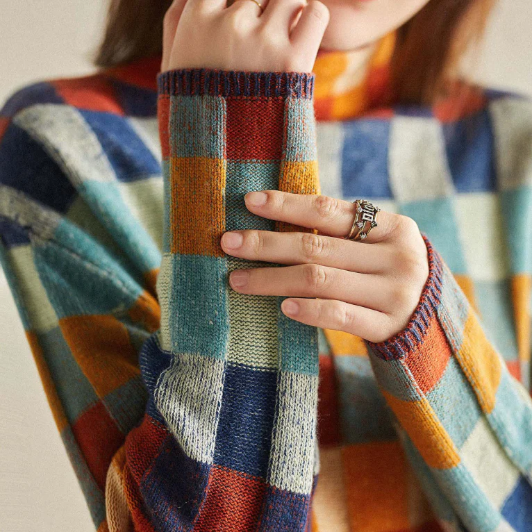 Mira | Sleek Turtleneck Everyday Sweater